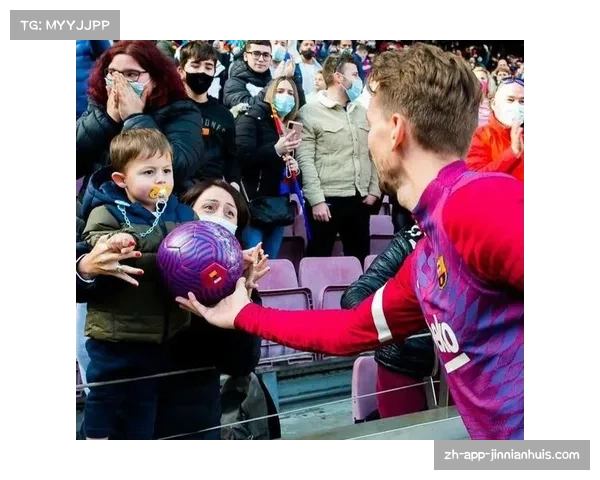 诺坎普将于11月7日迎巴萨公开训练，球队备战新赛季引关注